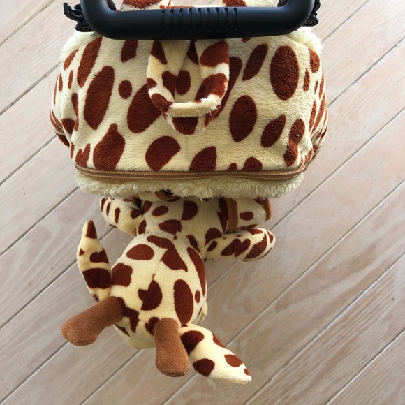NWOT FUNZ PAL AROUND GIRAFFE knapsack/wheelie - Picture 6 of 8